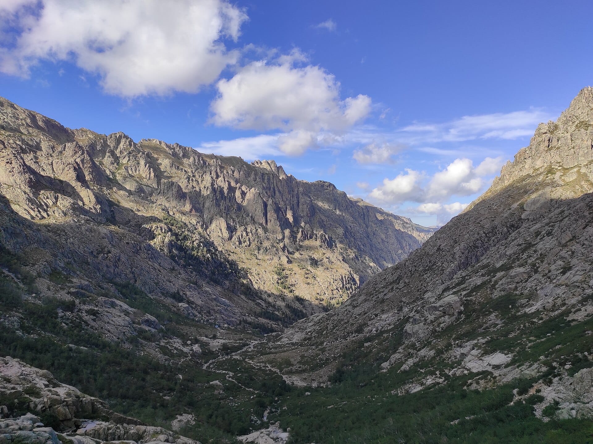 Gorges de la Restonica, Corse - voyage sur mesure Corse