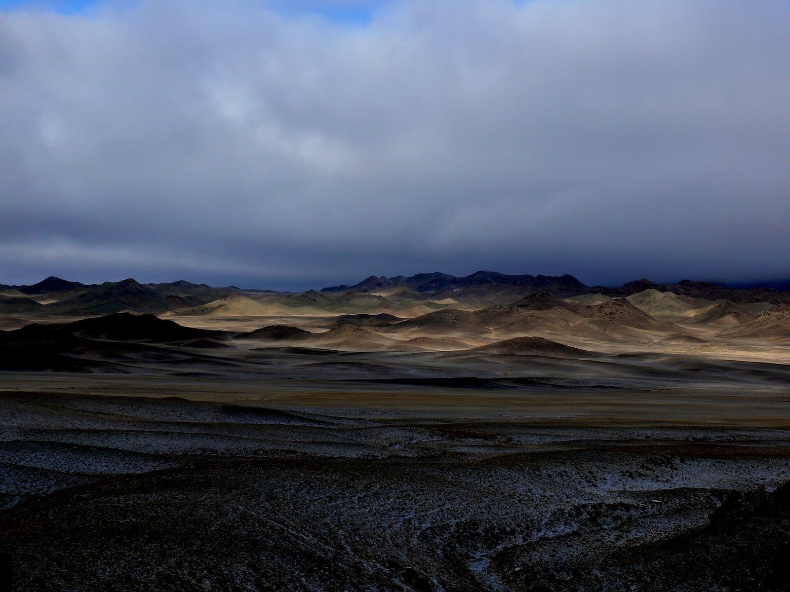 Paysage du désert de Gobi dans le sud de la Mongolie